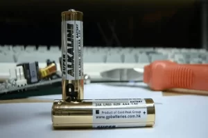 خرید عمده انواع باتری شارژی