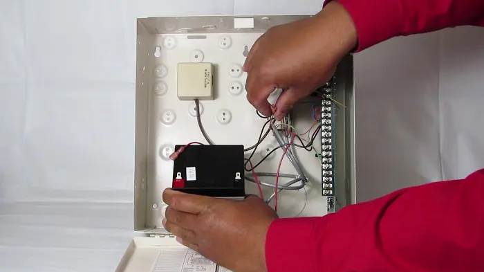 قیمت عمده باتری دزدگیر